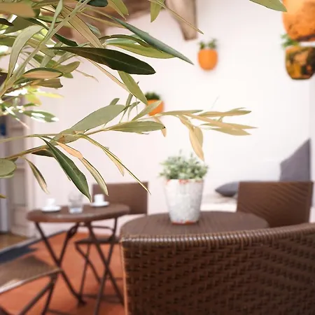 Combro By Patio 25 Apartment